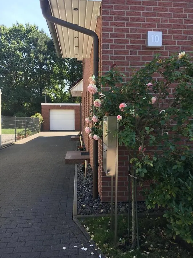 Modernes Stadthaus | Parkplatz | WiFi | Bad&Dusche | Küche Hannover